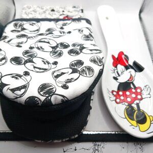 Minnie Mouse Disney Ceramic Spoon Rest+ 2 Mickey Oven Oversized Mitts New